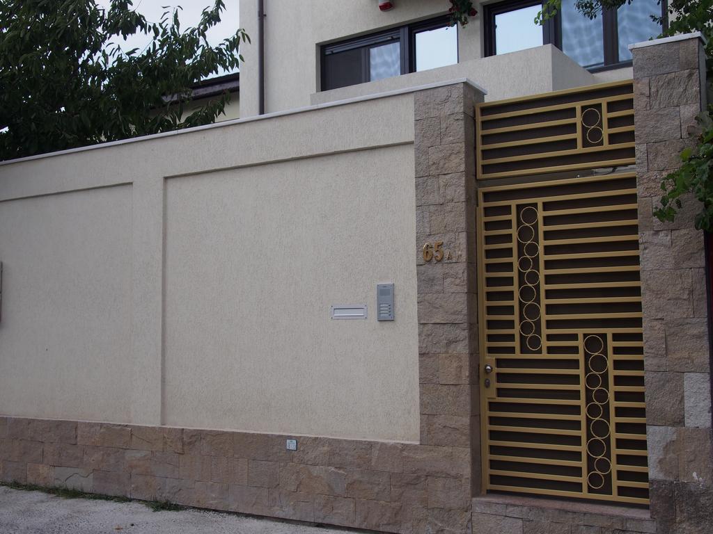 Sun Villa Residence Bucharest Exterior photo